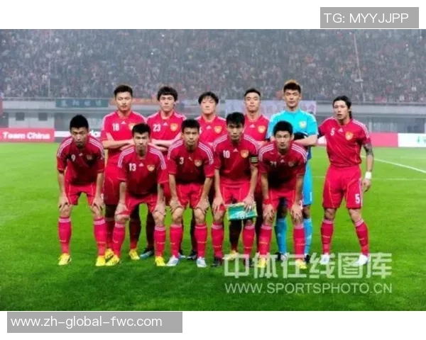 新浪体育新闻足球聚焦新赛季精彩对决球员转会动态引发球迷热议